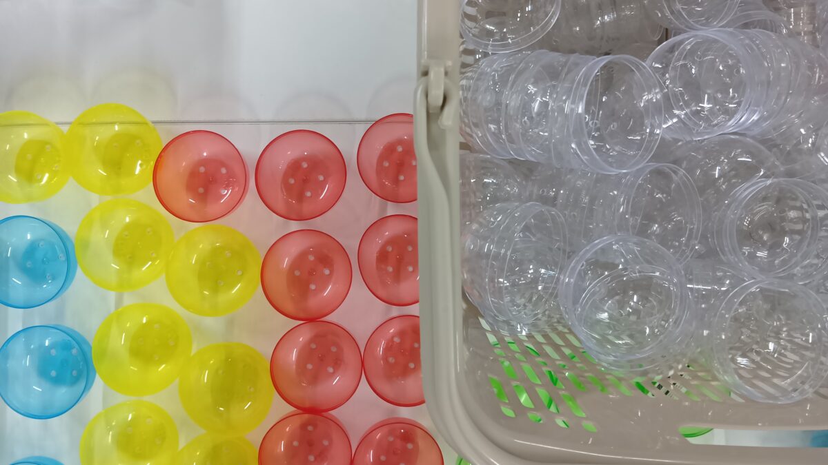 内職作業を行いました